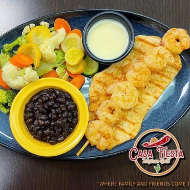 Chicken and Shrimp Plate.